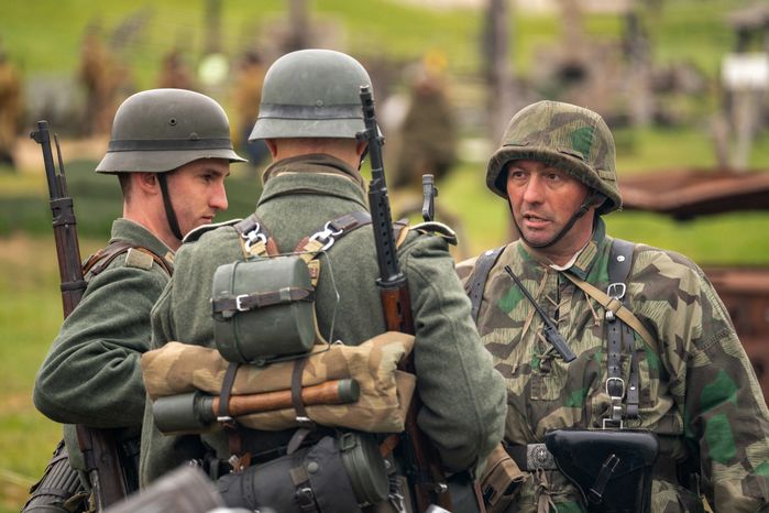 Военно-историческая реконструкция «Штурм Кенигсберга» в День Победы в парке «Патриот» Одинцовского округа
