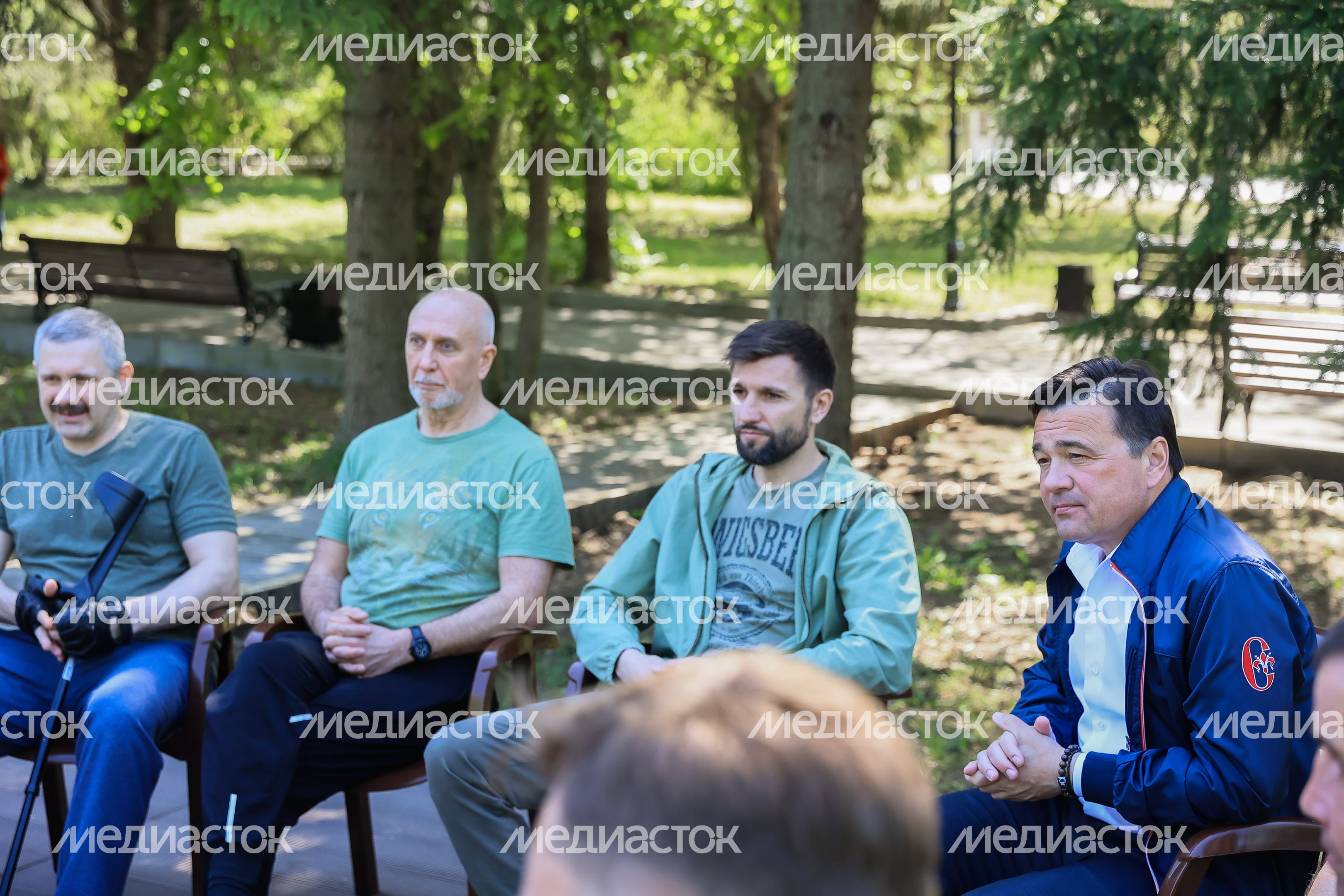 Встреча Губернатора с ранеными в реабилитационном центре «Ясенки» Встреча Губернатора с ранеными в реабилитационном центре «Ясенки»