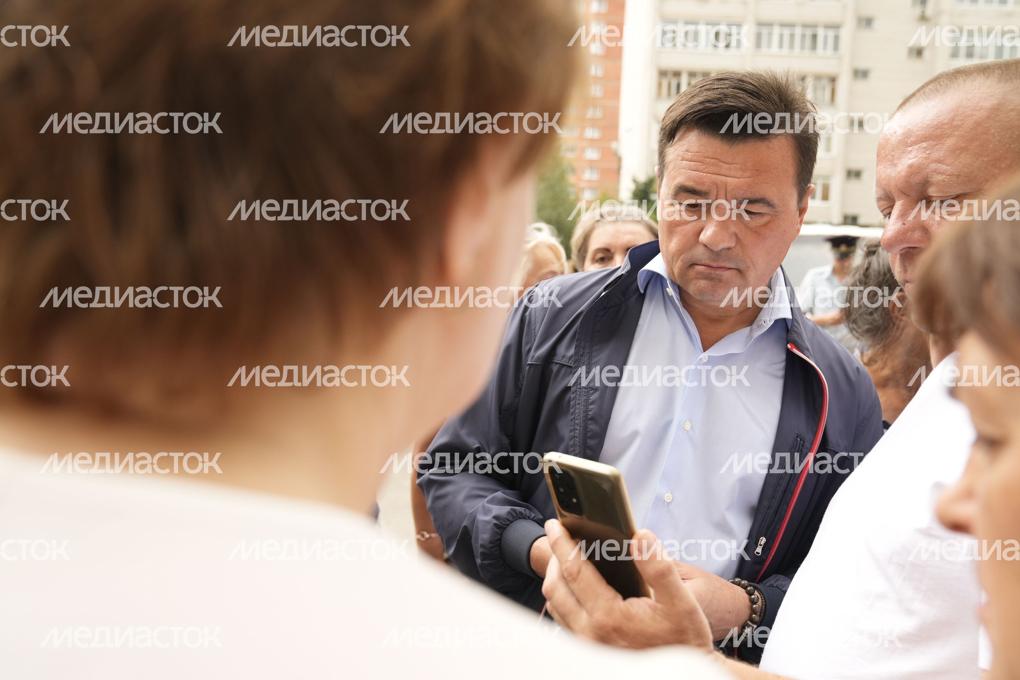 Встреча Губернатора Подмосковья с жителями домов, получивших повреждения, в Сергиевом Посаде