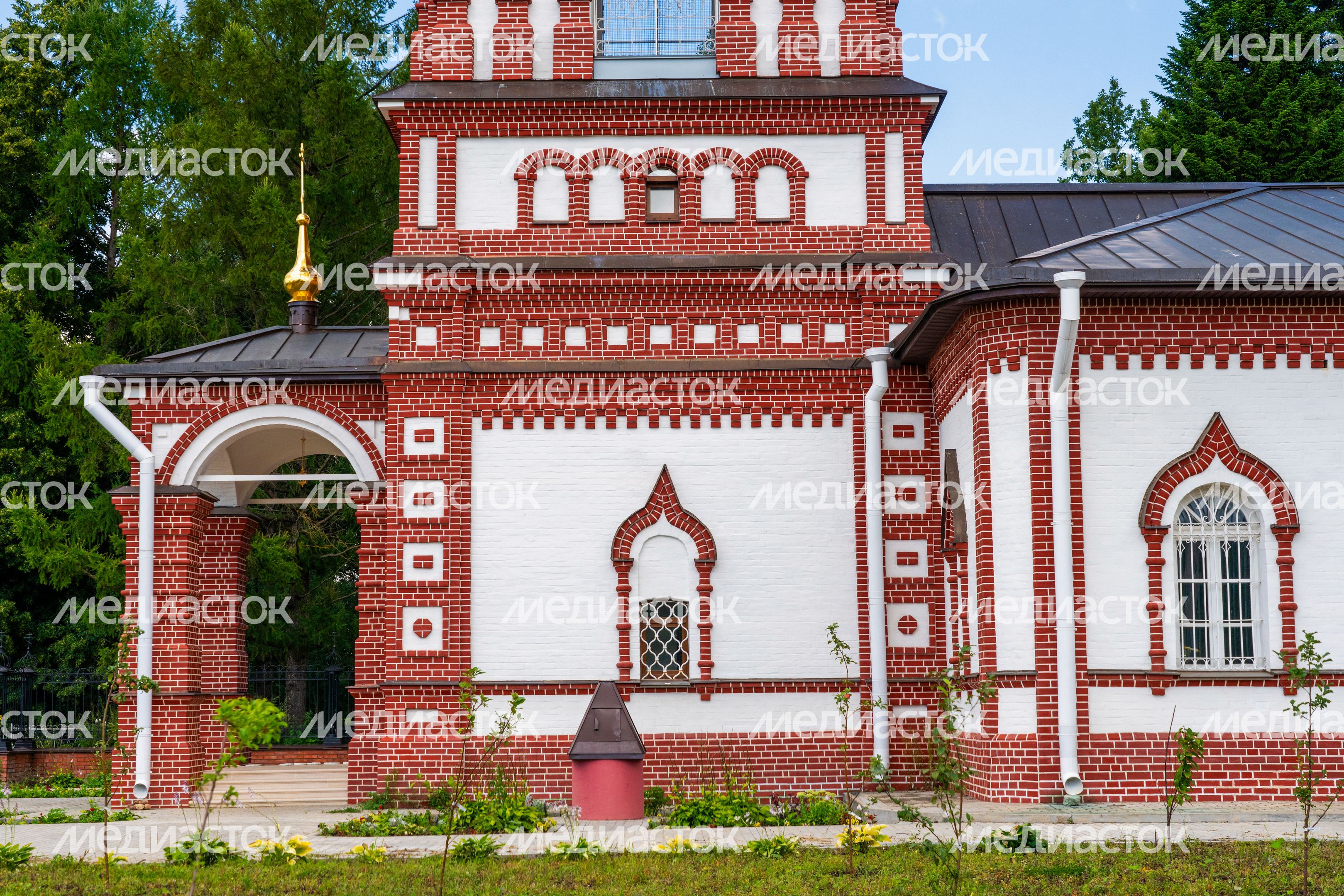 Церковь Воскресения Словущего в деревне Карпово Дмитровского округа Церковь Воскресения Словущего в деревне Карпово Дмитровского округа