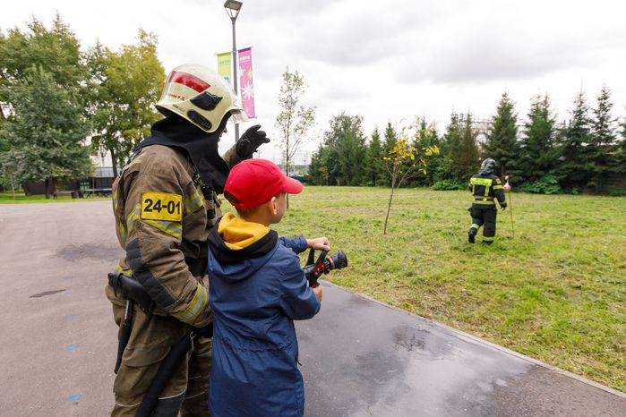 День государственного флага России отметили в химкинском парке