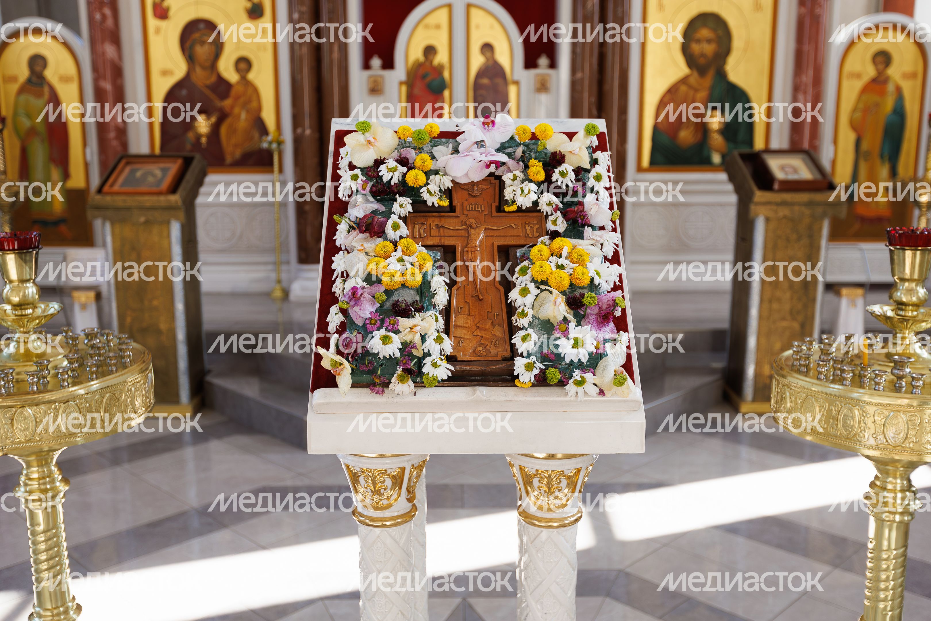 Церковь Успения Пресвятой Богородицы в поселке Челюскинский Пушкинского округа Церковь Успения Пресвятой Богородицы в поселке Челюскинский Пушкинского округа