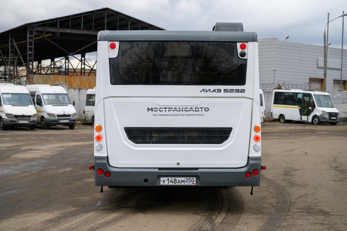 Автобус Мострансавто перед отправлением в рейс