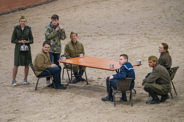 Конное представление «Наша весна! Наша Победа!» в парке «Патриот»