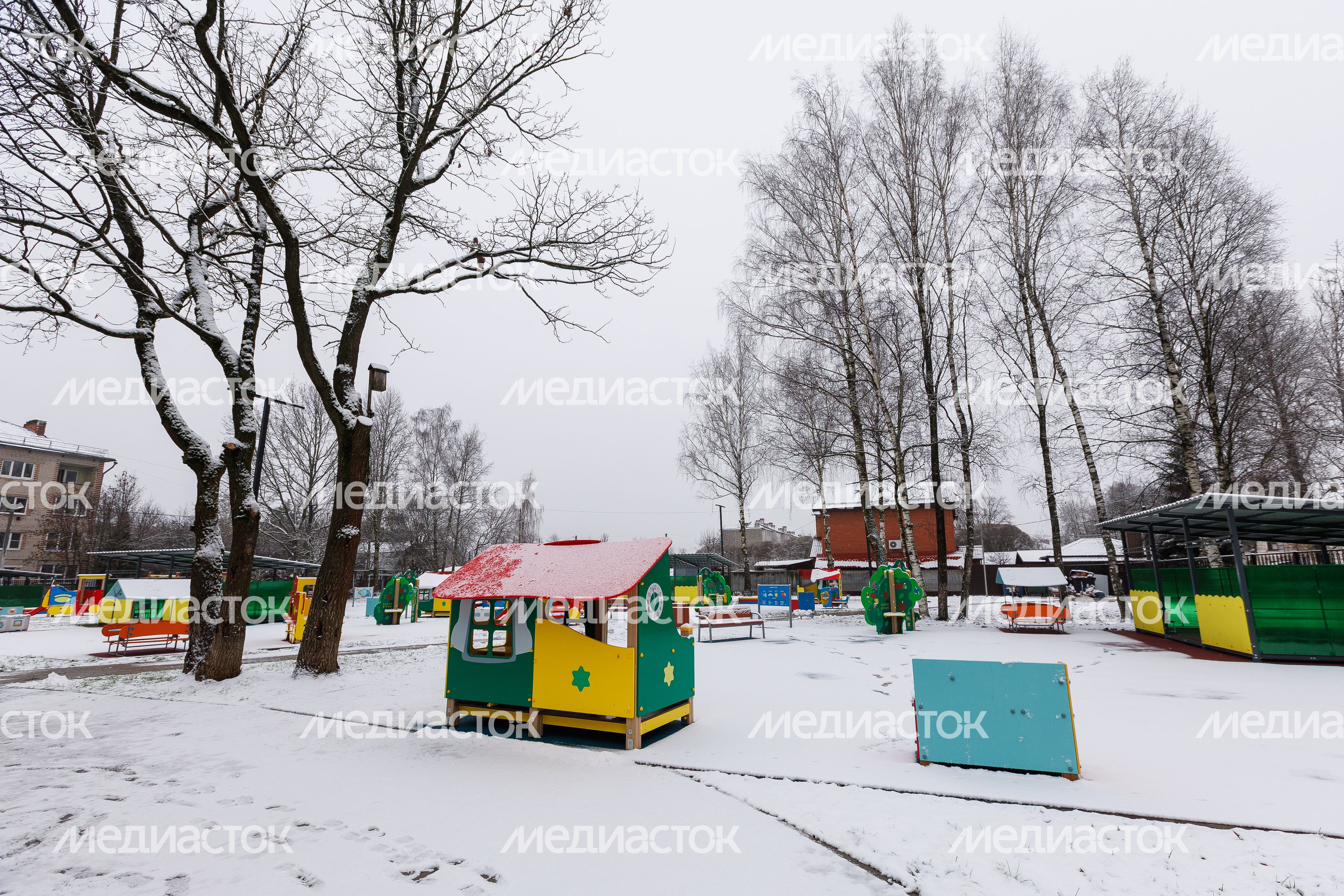 Игровая площадка детского сада №55 «Аленушка» в поселке Зверосовхоз Пушкинского округа после капитального ремонта Игровая площадка детского сада №55 «Аленушка» в поселке Зверосовхоз Пушкинского округа после капитального ремонта