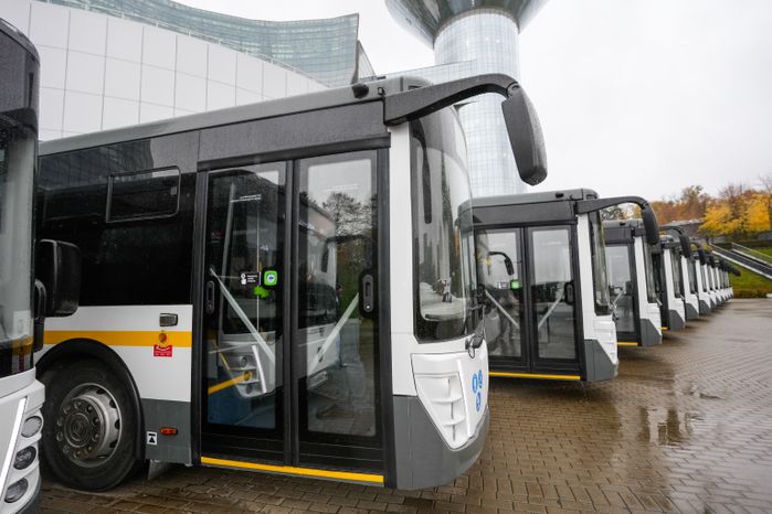В филиалы "Мострансавто" передана очередная партия автобусов ЛиАЗ-5292