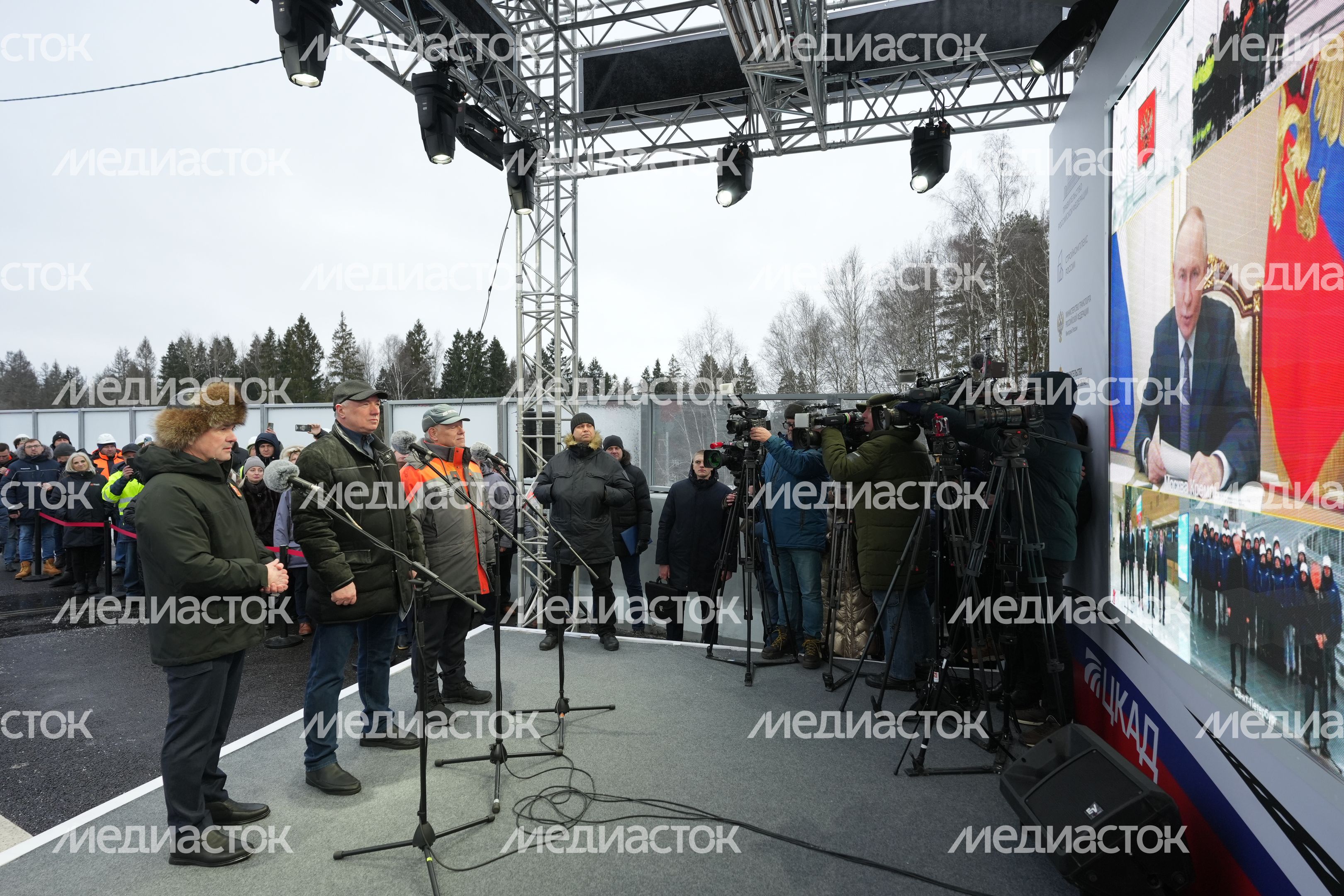 Андрей Воробьев принял участие в запуске движения по обходу деревни Малые Вяземы Андрей Воробьев принял участие в запуске движения по обходу деревни Малые Вяземы