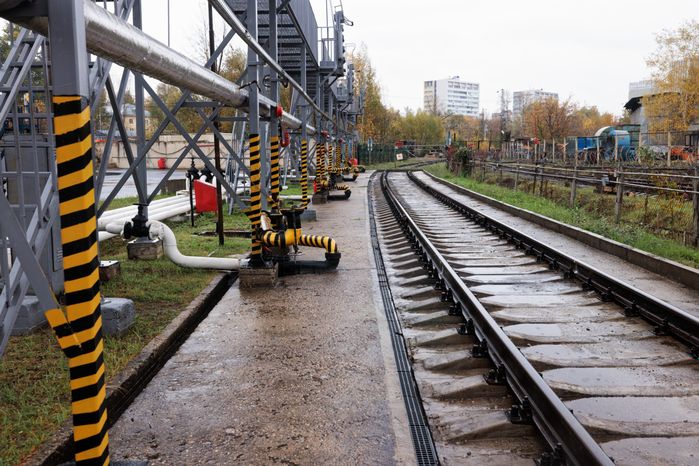 Терминал по перевалке и хранению светлых нефтепродуктов в Красногорске