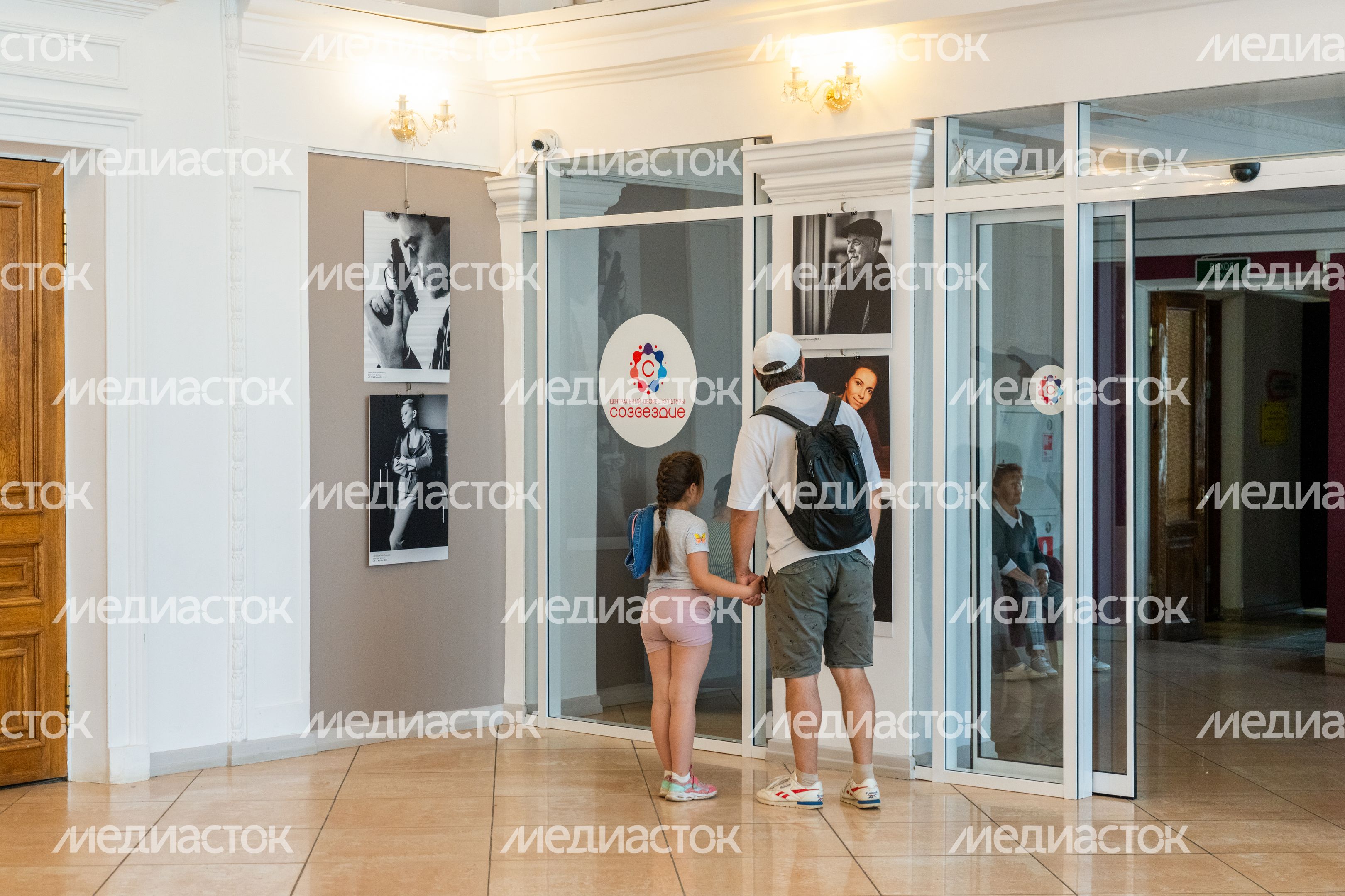 Фотовыставка на кинофестивале «Движение по вертикали» памяти Станислава Говорухина в Дмитрове Фотовыставка на кинофестивале «Движение по вертикали» памяти Станислава Говорухина в Дмитрове