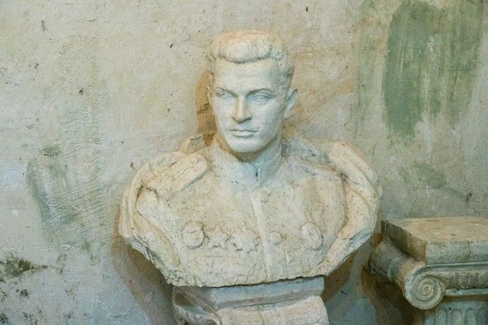 Парк и галерея скульптора Сергея Казанцева в Истре