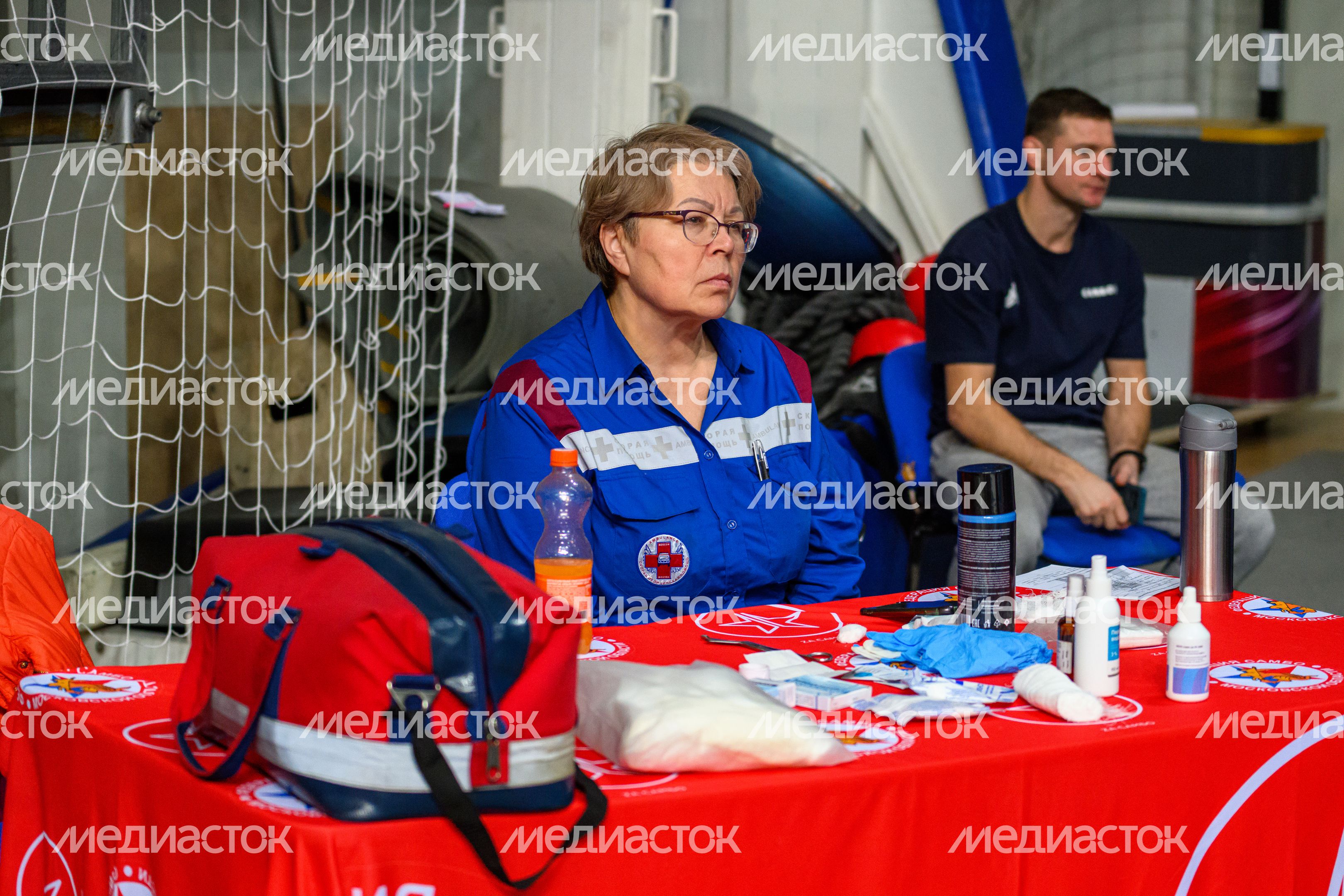 Медик на соревнованиях по самбо среди юношей и девушек в Люберцах Медик на соревнованиях по самбо среди юношей и девушек в Люберцах