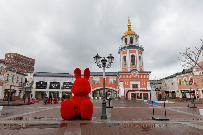 Торговый центр «Outlet Village Белая Дача» в Котельниках осенью