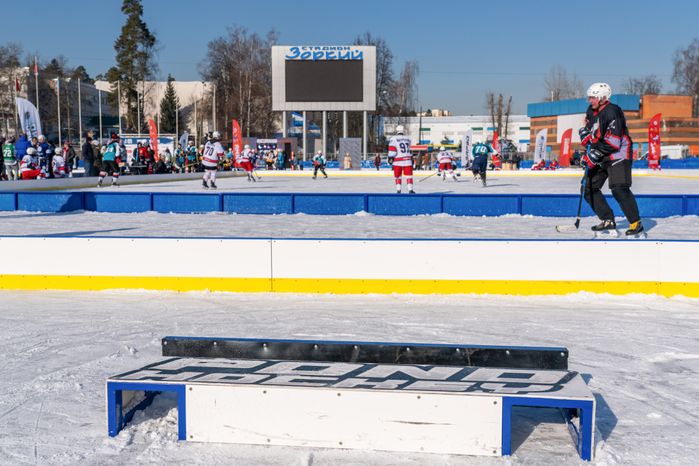 Турнир по уличному хоккею POND HOCKEY в Красногорске