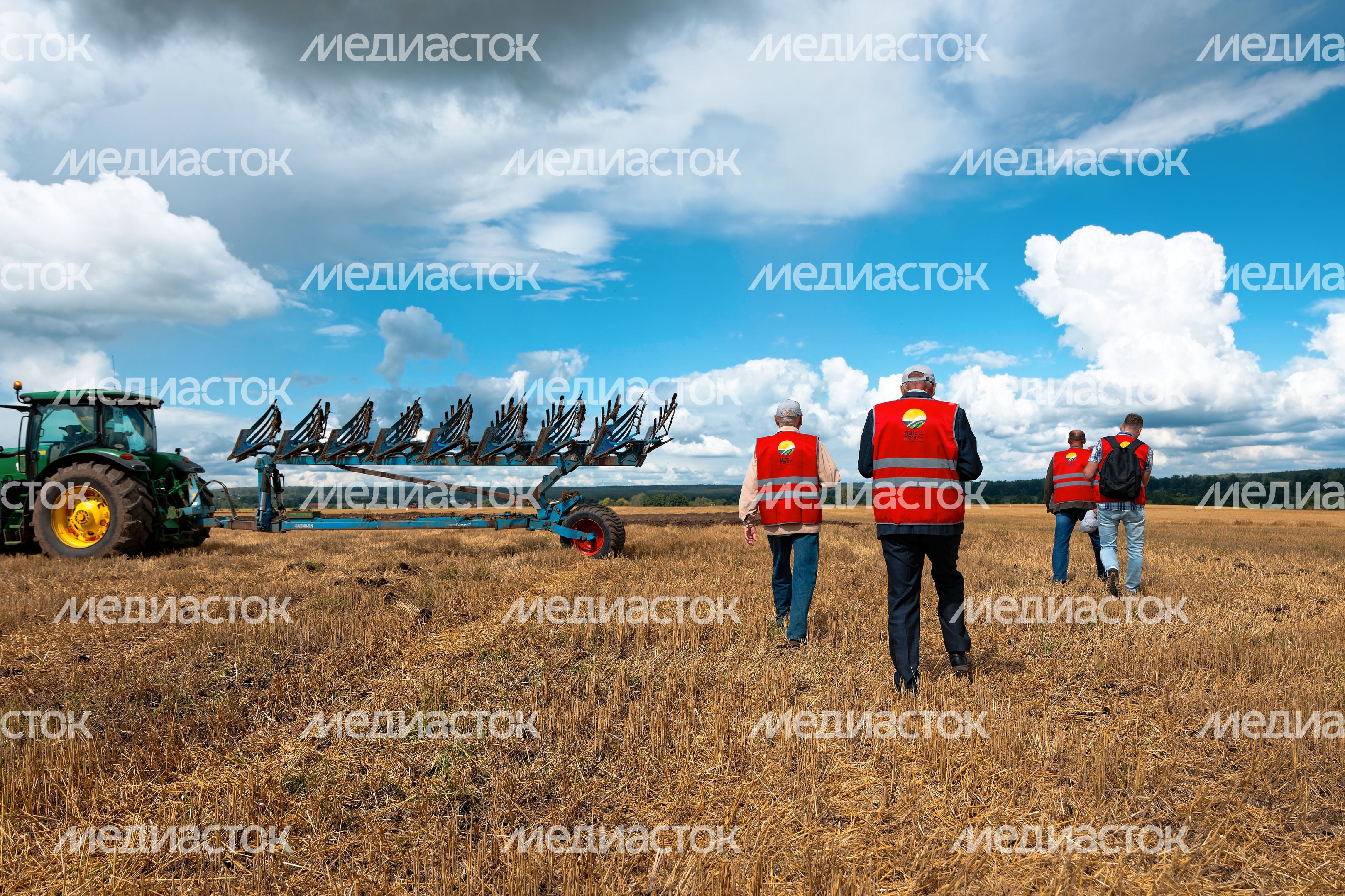 "День поля - 2025": агропромышленная выставка под Зарайском "День поля - 2025": агропромышленная выставка под Зарайском