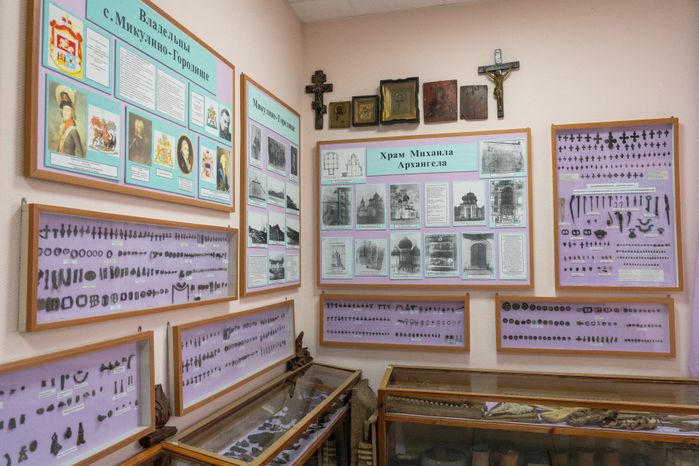 Лотошино. Микулинская картинная галерея