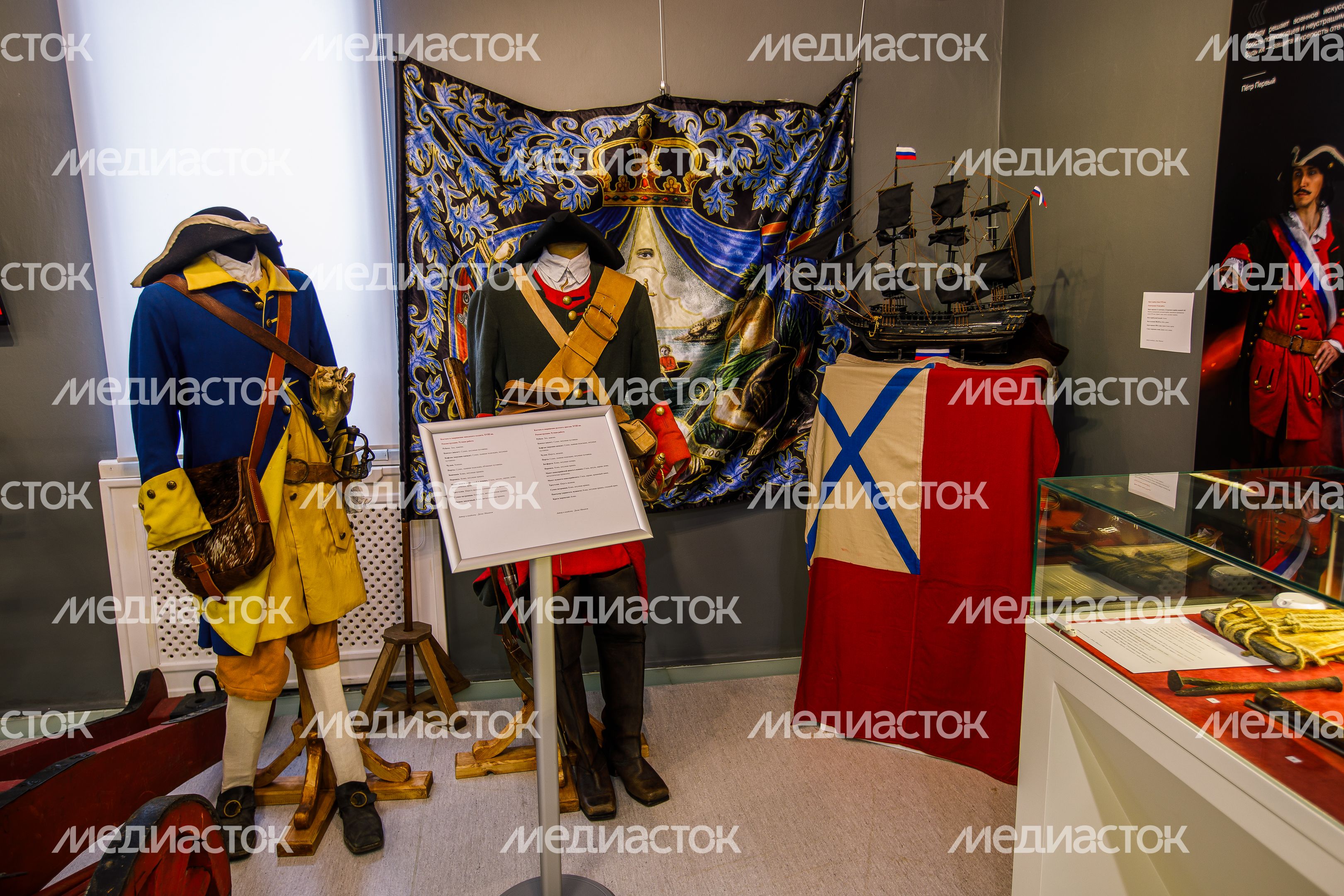 Дмитровский кремль. Историко-патриотическая выставка "Герои столетия" Дмитровский кремль. Историко-патриотическая выставка "Герои столетия"