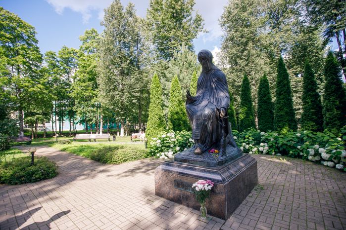 Звенигород. Памятник преподобному Савве Сторожевскому