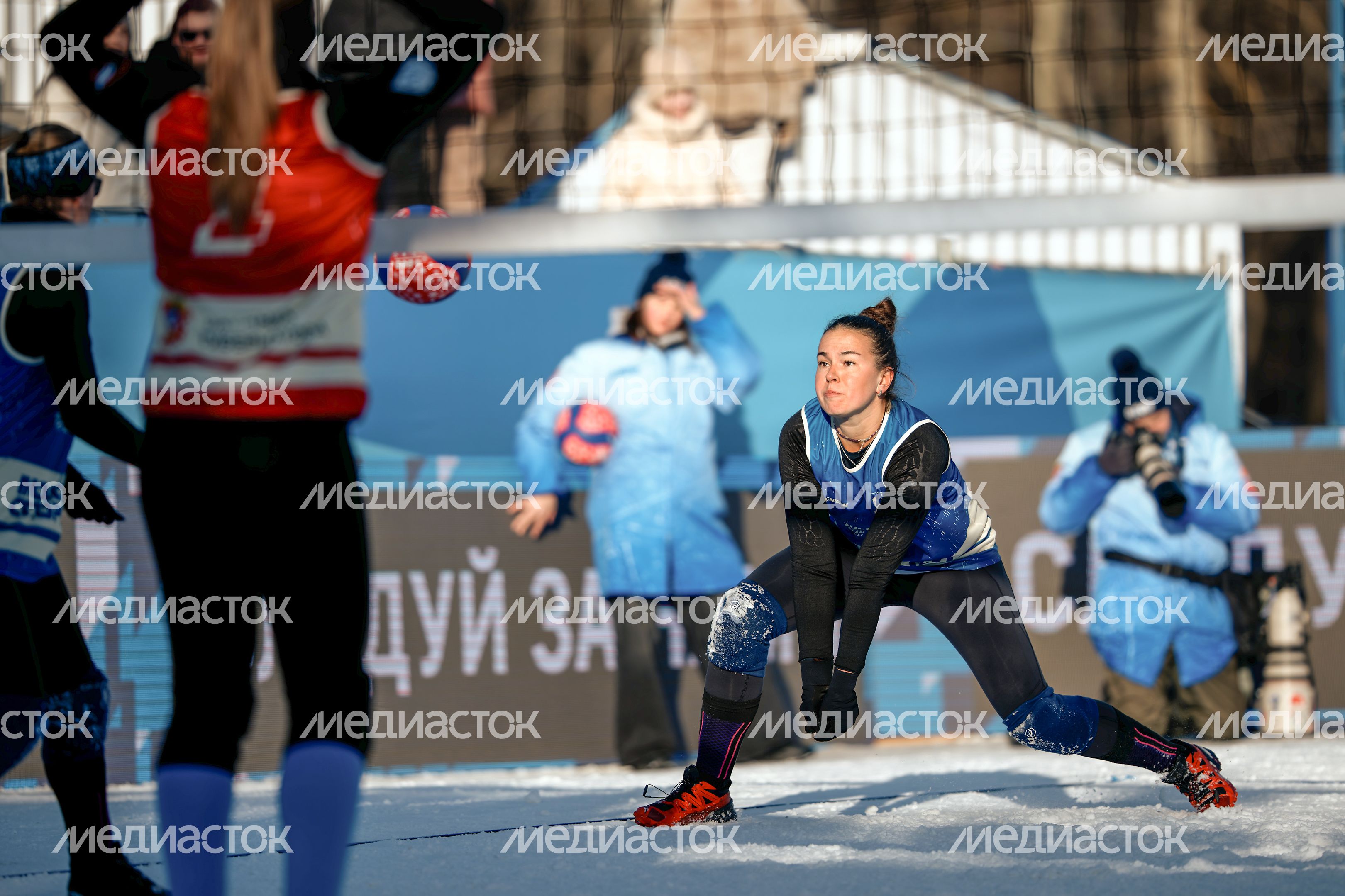 Волейбол на снегу в Одинцово