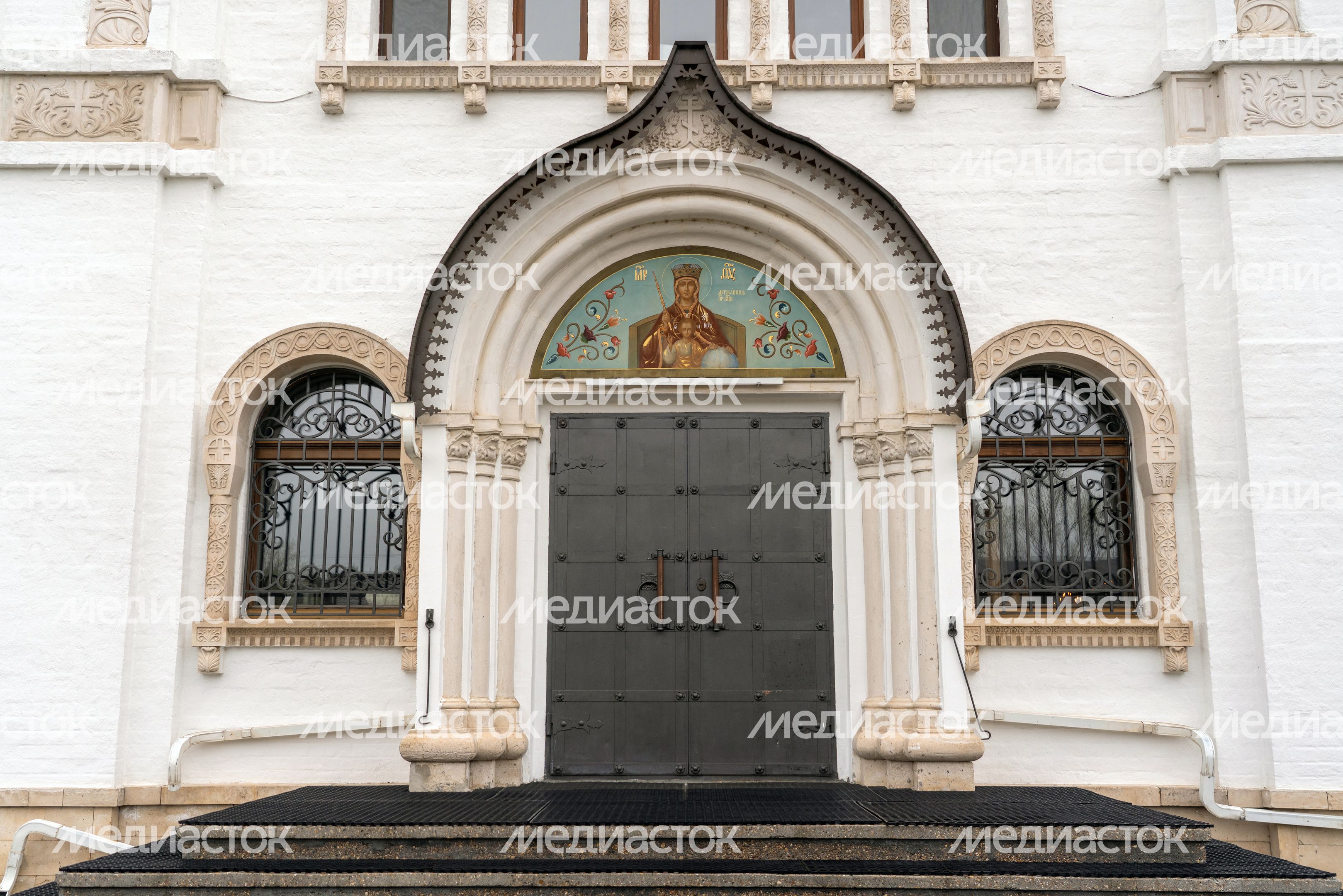 Елисаветинский храм в поселке Опалиха Красногорска Елисаветинский храм в поселке Опалиха Красногорска