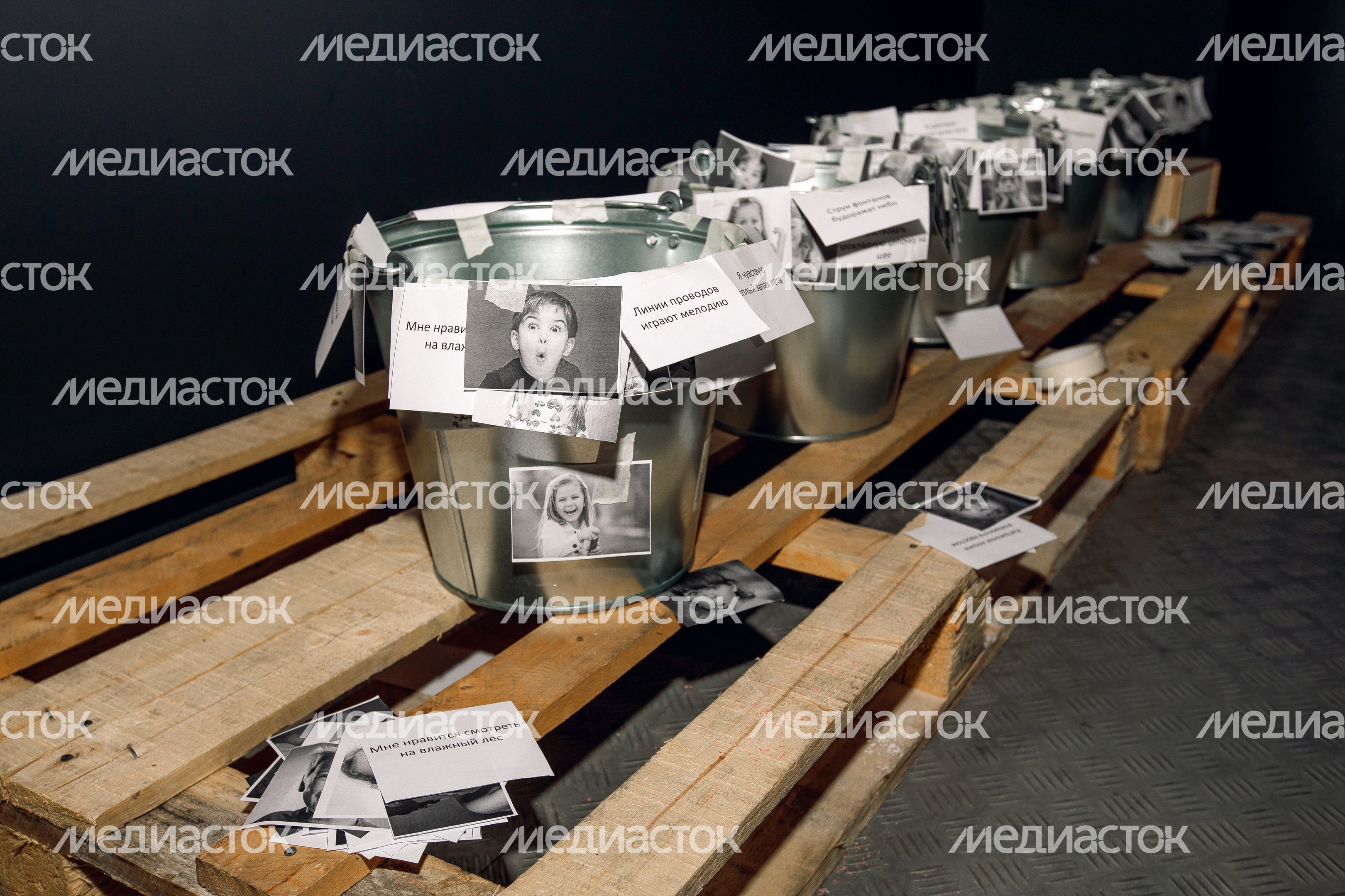 Выставка печатной графики Натальи Кумалаговой на фестивале современного искусства «Вообще» в Домодедово Выставка печатной графики Натальи Кумалаговой на фестивале современного искусства «Вообще» в Домодедово