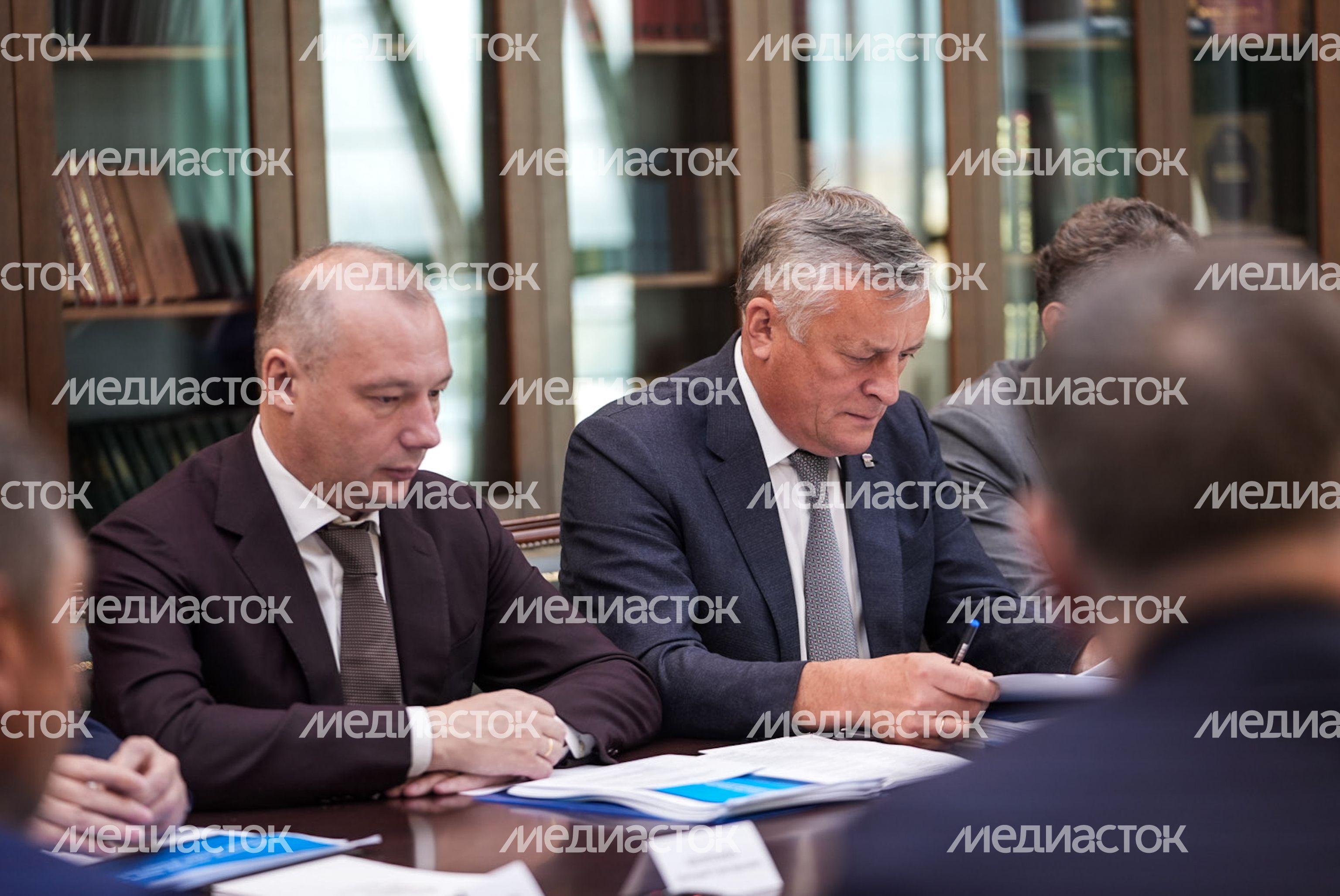 Андрей Воробьев обсудил приоритетные направления сотрудничества с представителями ПАО «Газпром» Андрей Воробьев обсудил приоритетные направления сотрудничества с представителями ПАО «Газпром»