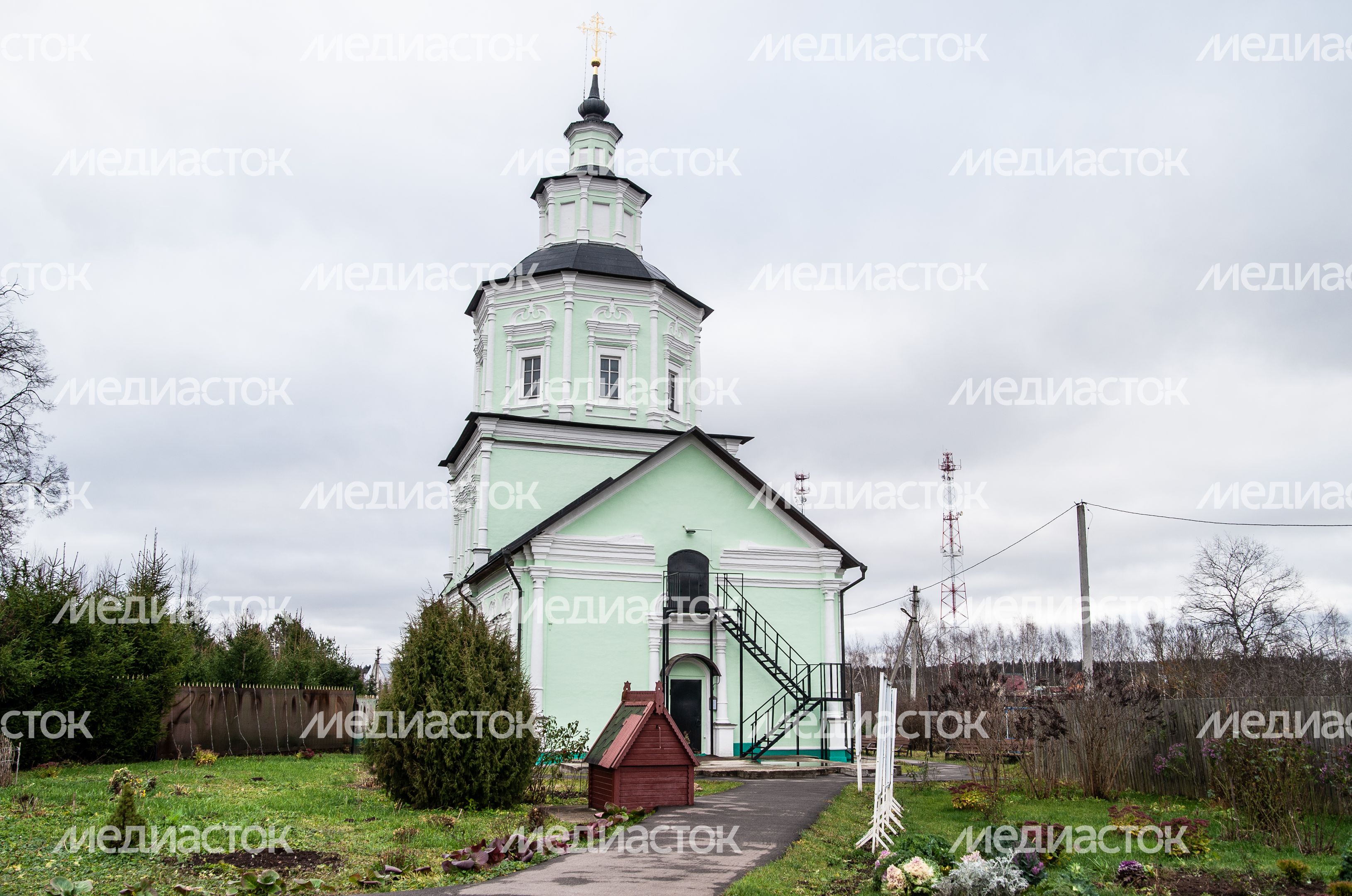 Церковь Сергия Радонежского в Могутово