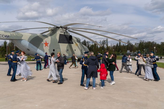 День Победы в Центральном парке "Патриот". Кадетский бал