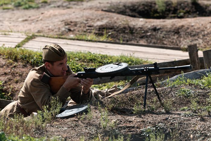 Военно-историческая реконструкция «Огненная дуга» в Одинцовском округе, посвященная Курской битве