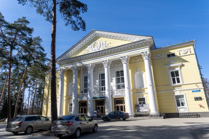 Дубна. Памятник Высоцкому