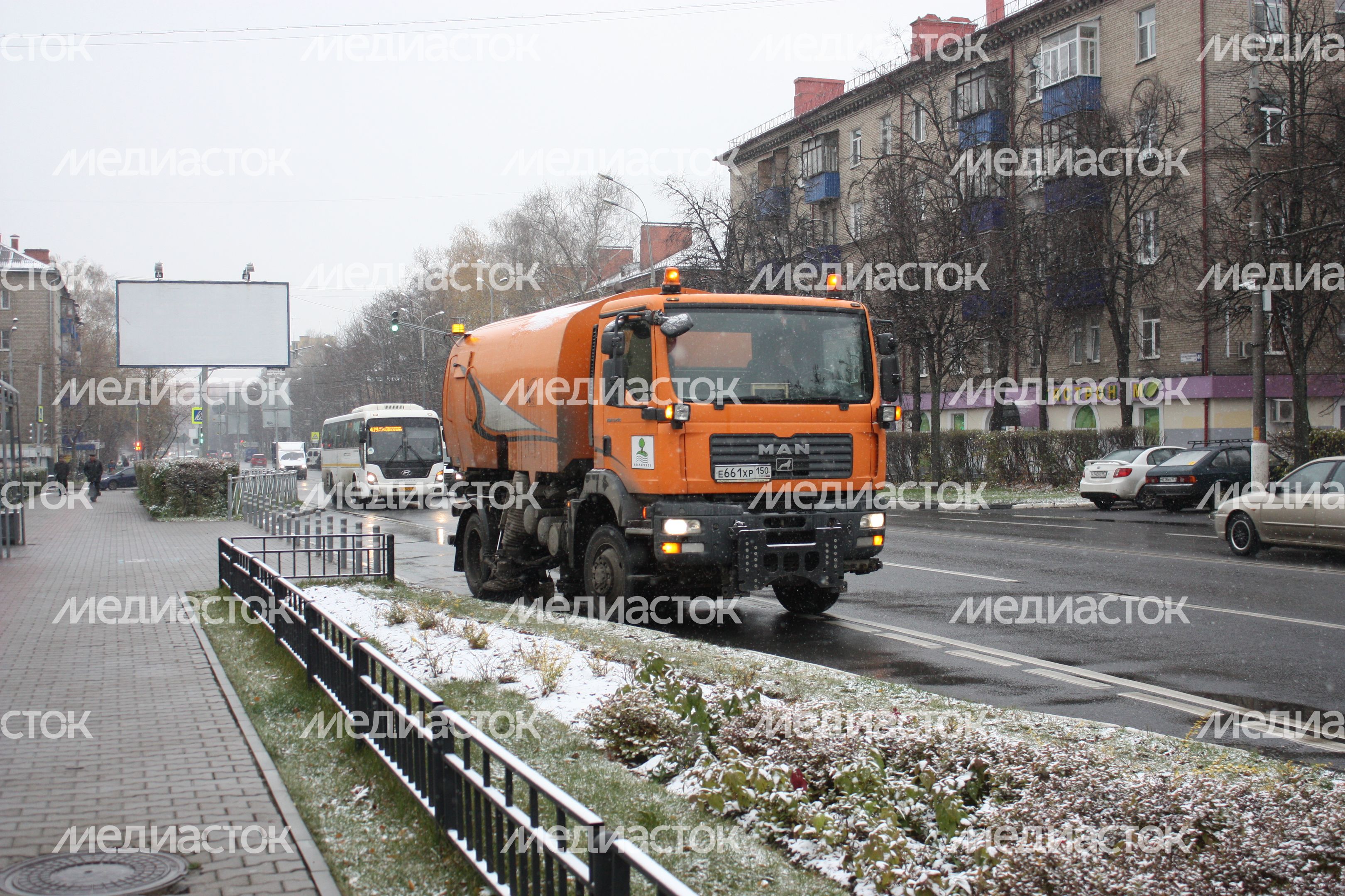 Первый снег в Мытищах