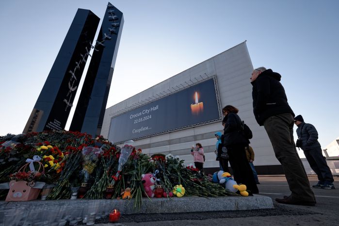 Мемориал в память о жертвах теракта в «Крокус Сити Холле» в Красногорске