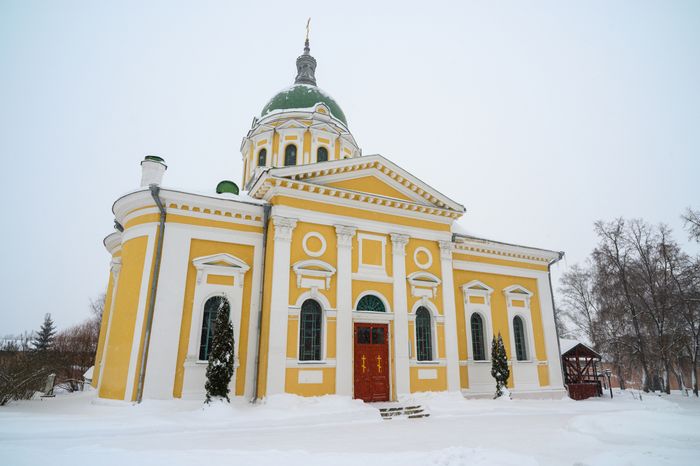 Иоанно-Предтеченский собор на территории Зарайского кремля