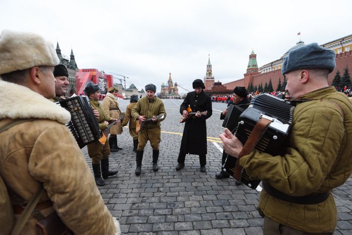 Торжественный марш в честь 78-ой годовщины военного парада 7 ноября 1941 года