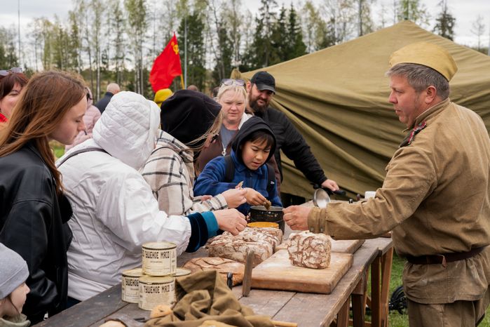 Военно-историческая реконструкция «Штурм Кенигсберга» в День Победы в парке «Патриот» Одинцовского округа