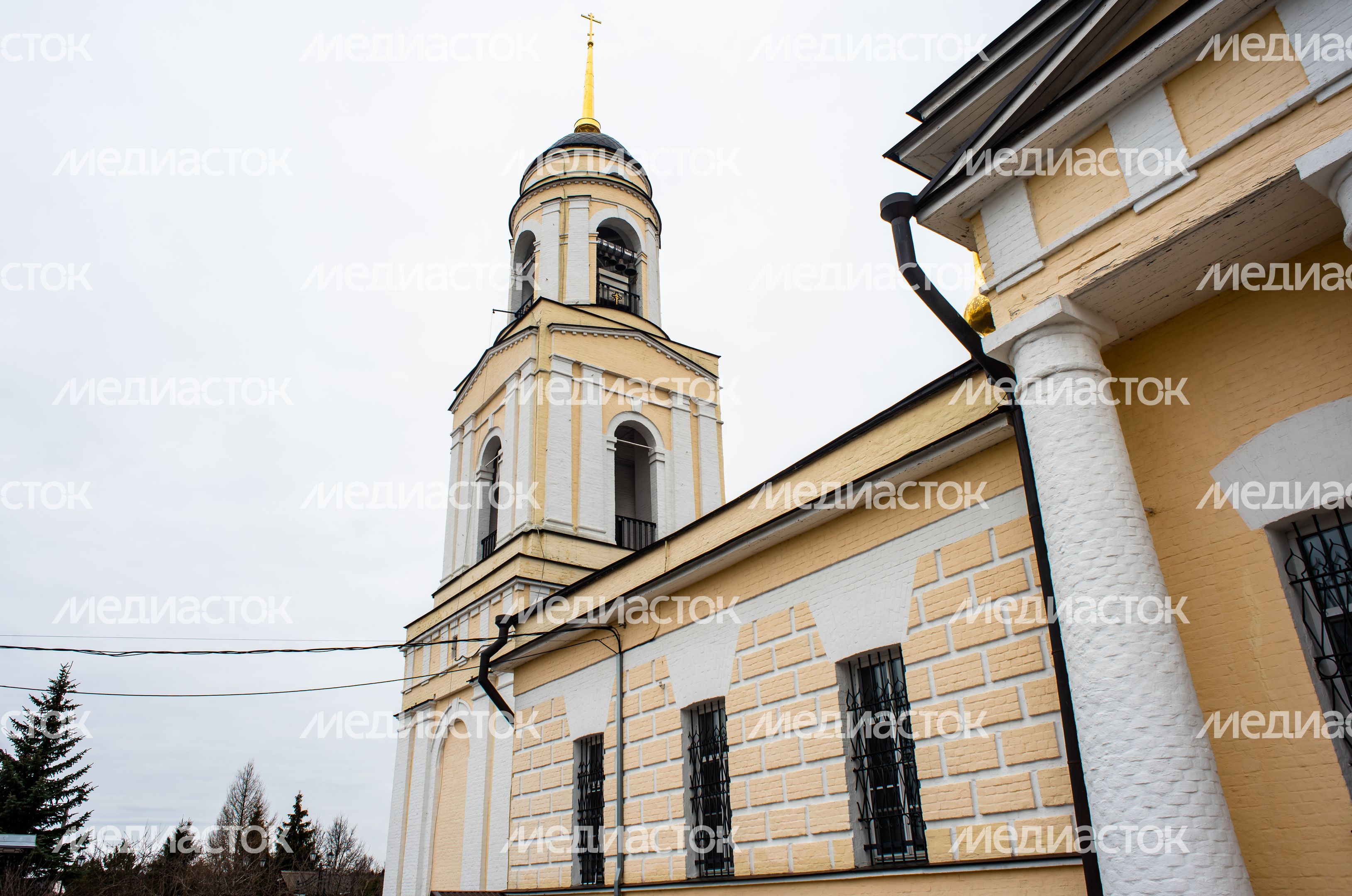 Церковь Преображения Господня в Радонеже