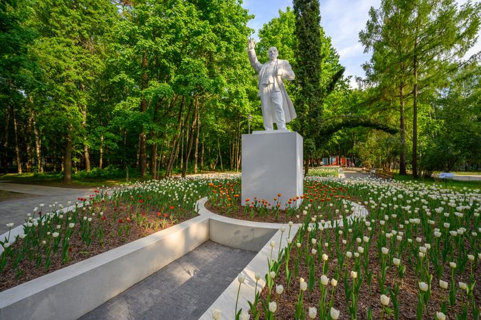 Памятник В.И. Ленину в Красногорском городском парке