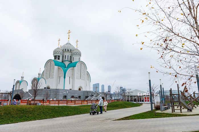 Каток под открытым небом в Павшинской пойме Красногорска