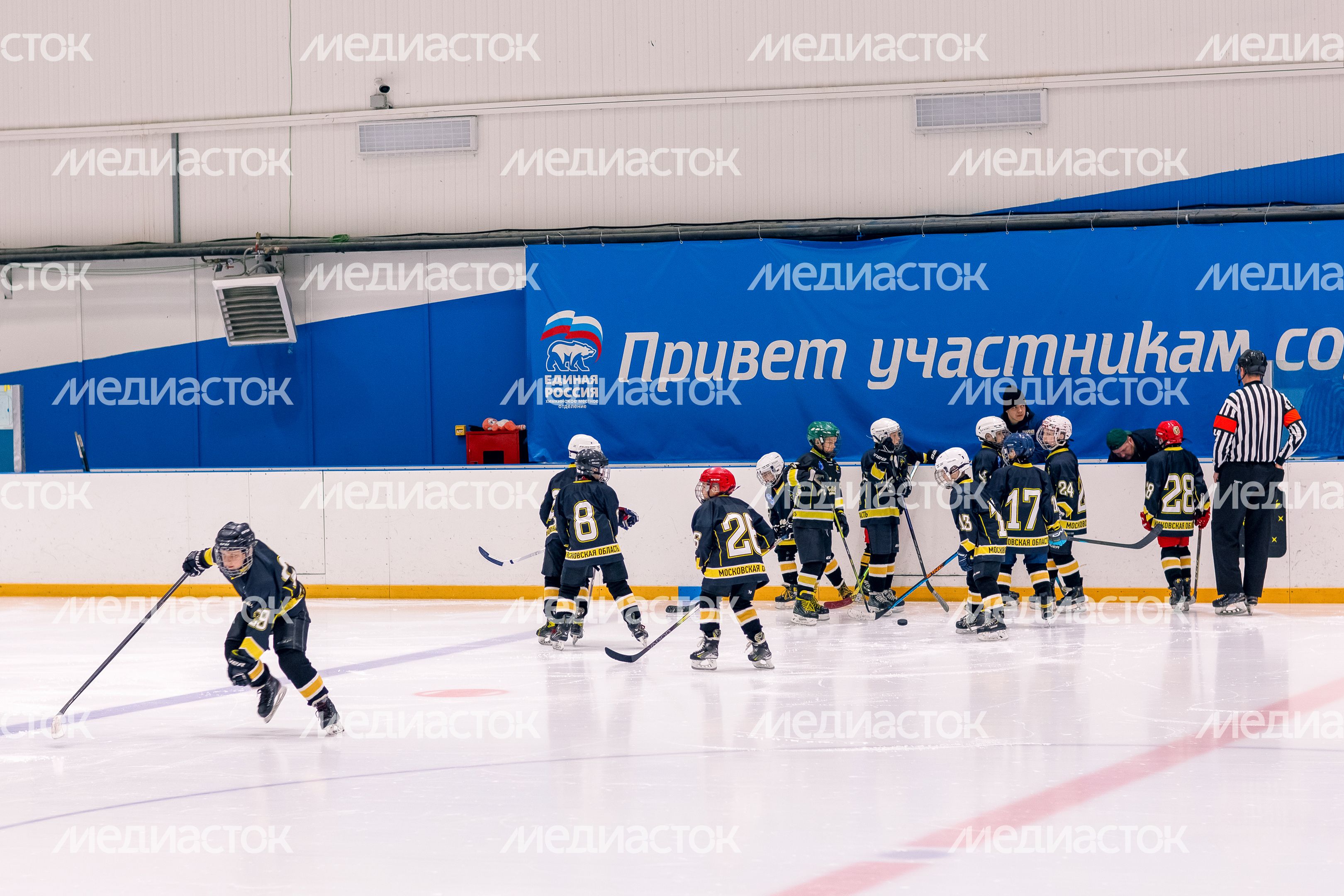 Кубок ФХМО 2025 по хоккею в Химках. «Химки» победили «Импульс» Кубок ФХМО 2025 по хоккею в Химках. «Химки» победили «Импульс»