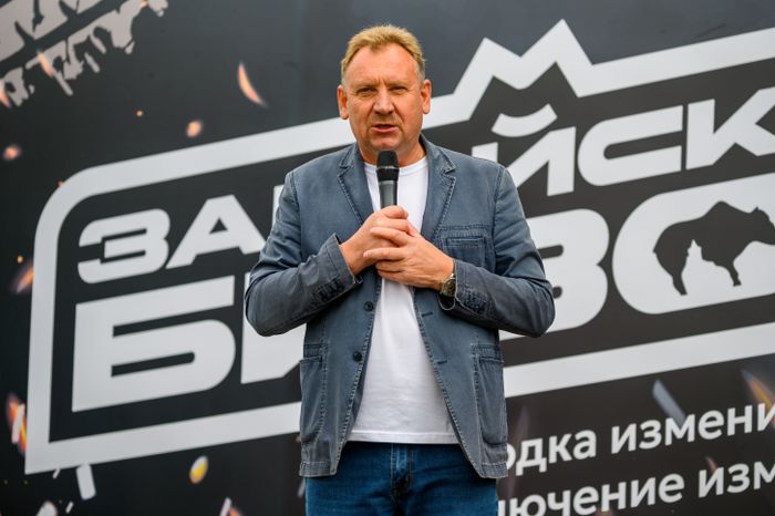 Глава муниципального округа Зарайск Виктор Анатольевич Петрущенко на открытии забега «Зарайский бизон 2025»