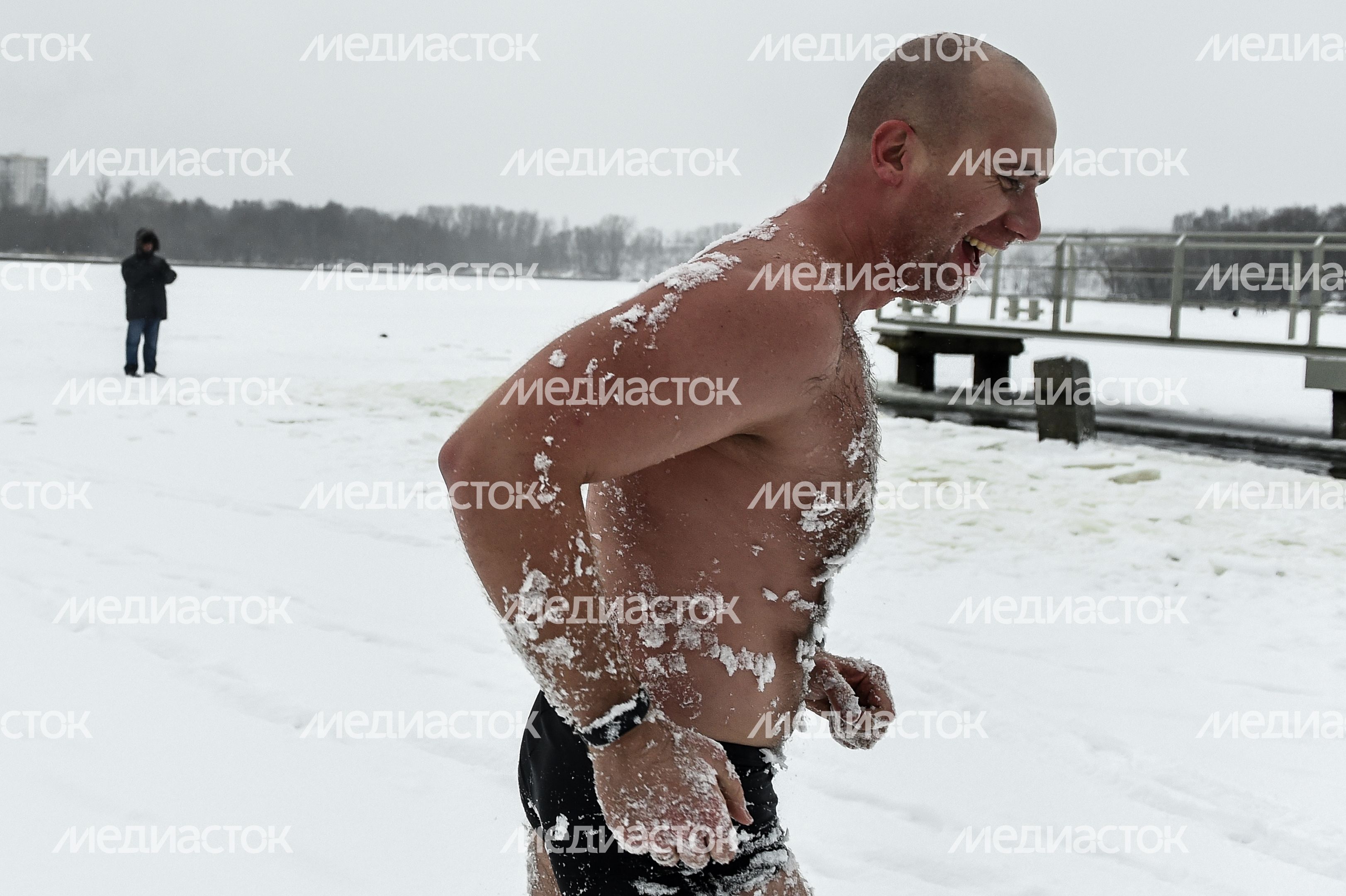 Купание моржей в Долгопрудном