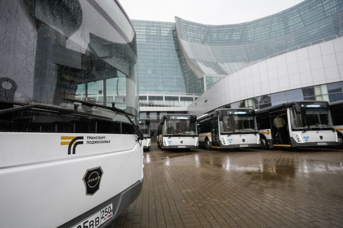 В филиалы "Мострансавто" передана очередная партия автобусов ЛиАЗ-5292