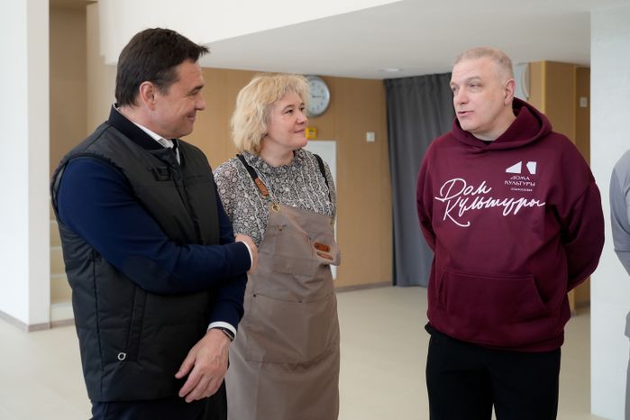 Андрей Воробьев проверил работу культурно-досугового центра "Протон" в Протвине
