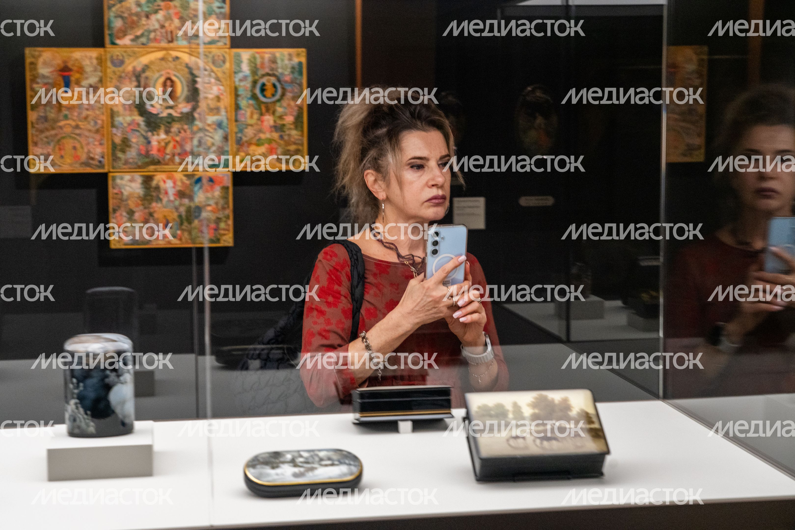 Выставка «Лаки. Большая история в миниатюре: Федоскино, Палех, Мстера и Холуй» в музее «Новый Иерусалим» Истры Выставка «Лаки. Большая история в миниатюре: Федоскино, Палех, Мстера и Холуй» в музее «Новый Иерусалим» Истры