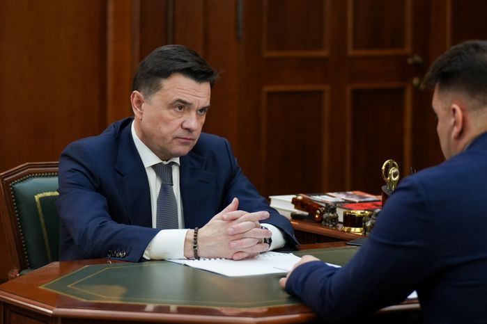 Андрей Воробьев провел встречу с главой Можайского м.о. Денисом Мордвинцевым