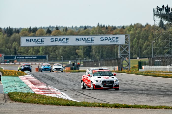 Гоночный уик-енд в Волоколамском округе на трассе Moscow Raceway