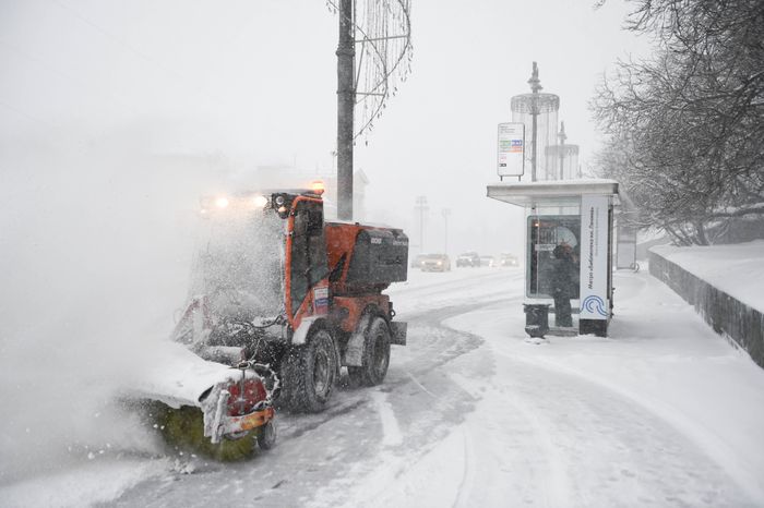 Рекордный снегопад в Москве и Подмосковье