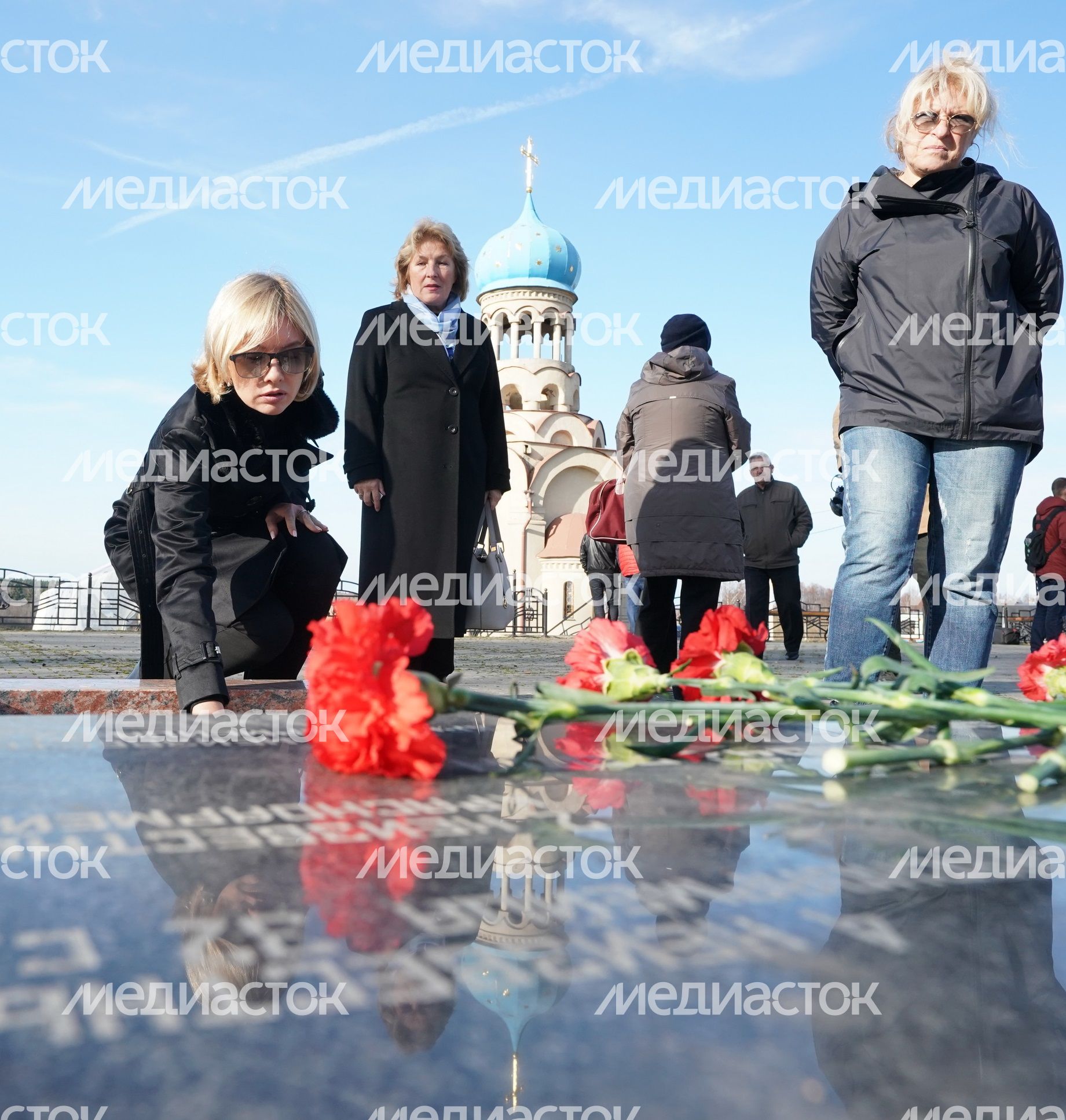 Открытие после реставрации воинского мемориала в деревне Ельня в Подмосковье Открытие после реставрации воинского мемориала в деревне Ельня в Подмосковье