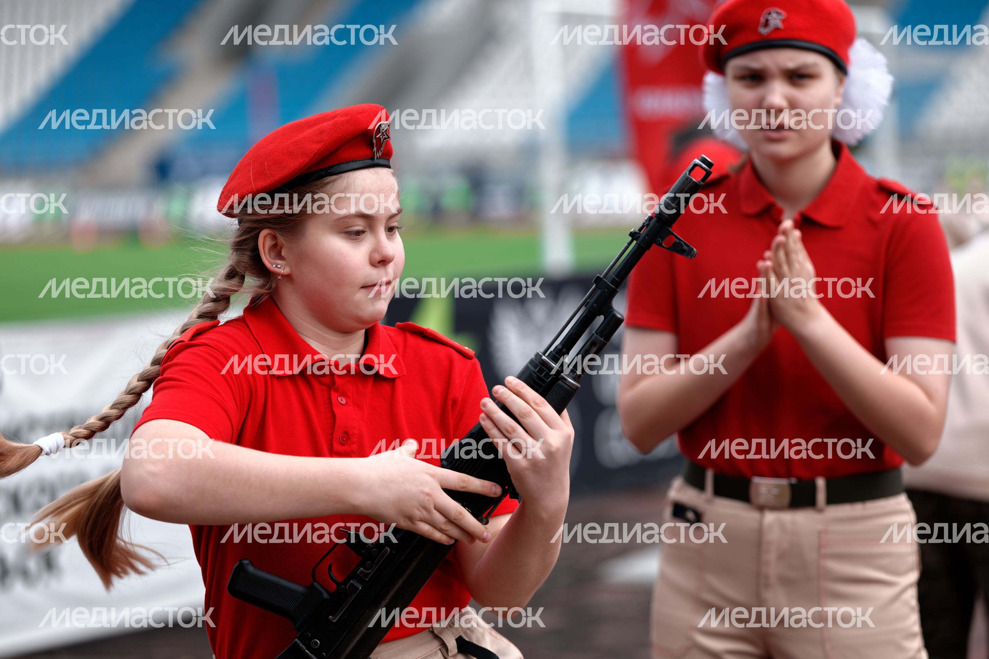 Мастерство сборки автомата Калашникова показали школьники в военно-патриотической игре «Наследники Победы» в Подольске Мастерство сборки автомата Калашникова показали школьники в военно-патриотической игре «Наследники Победы» в Подольске