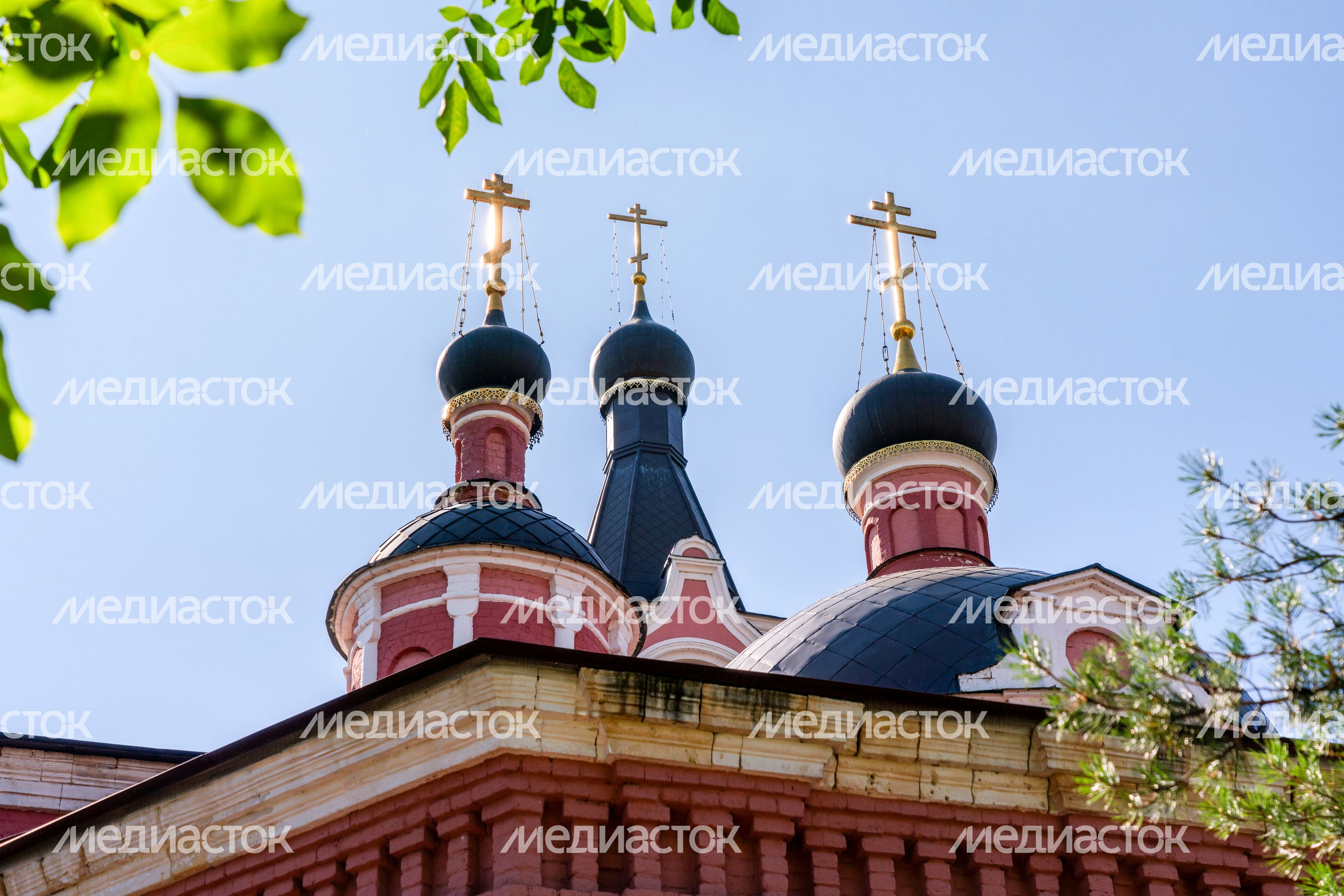 Храм святых мучеников Флора и Лавра в селе Ям округа Домодедово