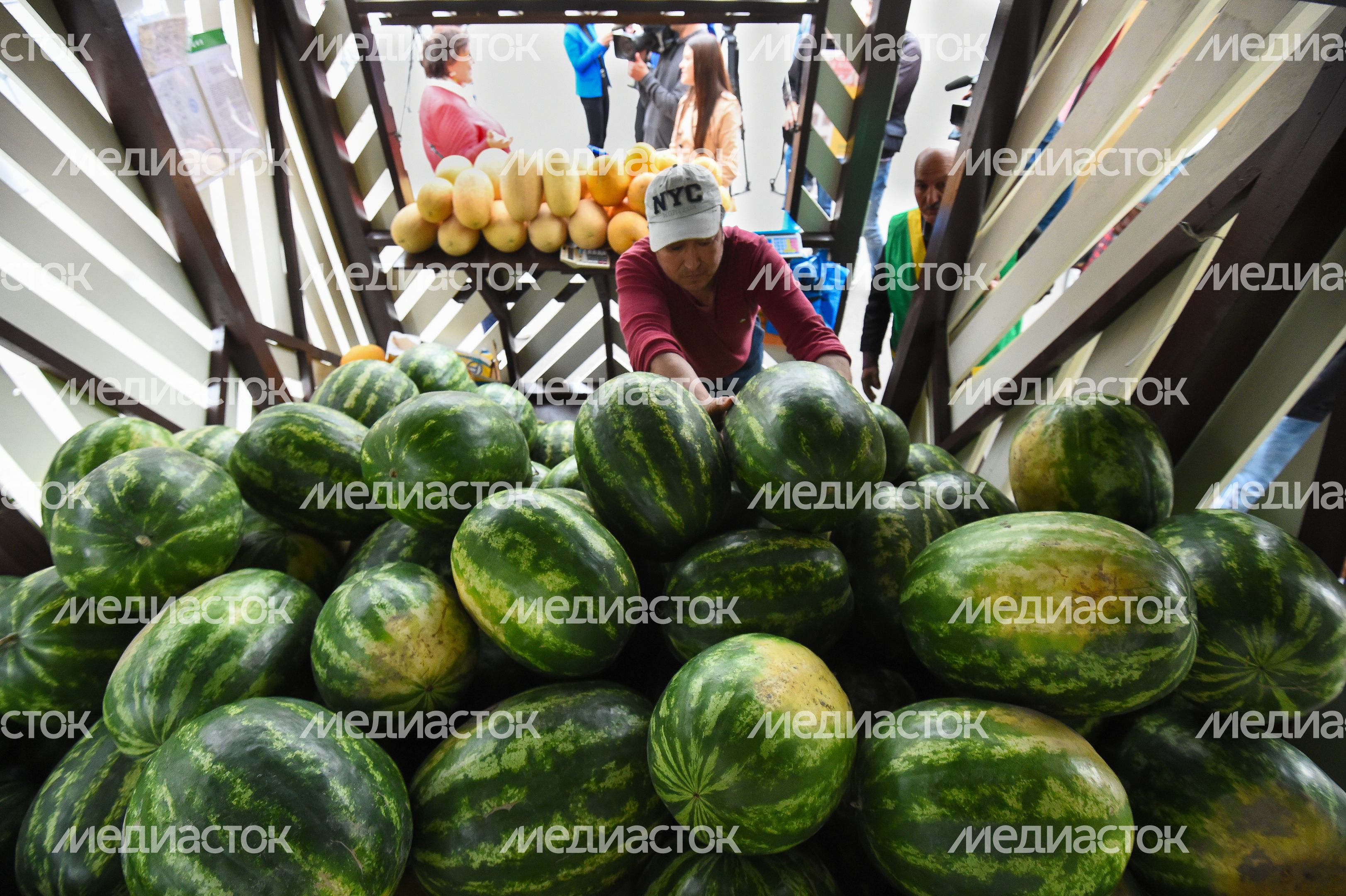Открытие сезона бахчевых 2019 в Москве